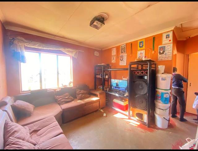 2 BEDROOM APARTMENT FOR SALE IN GREEN HILLS